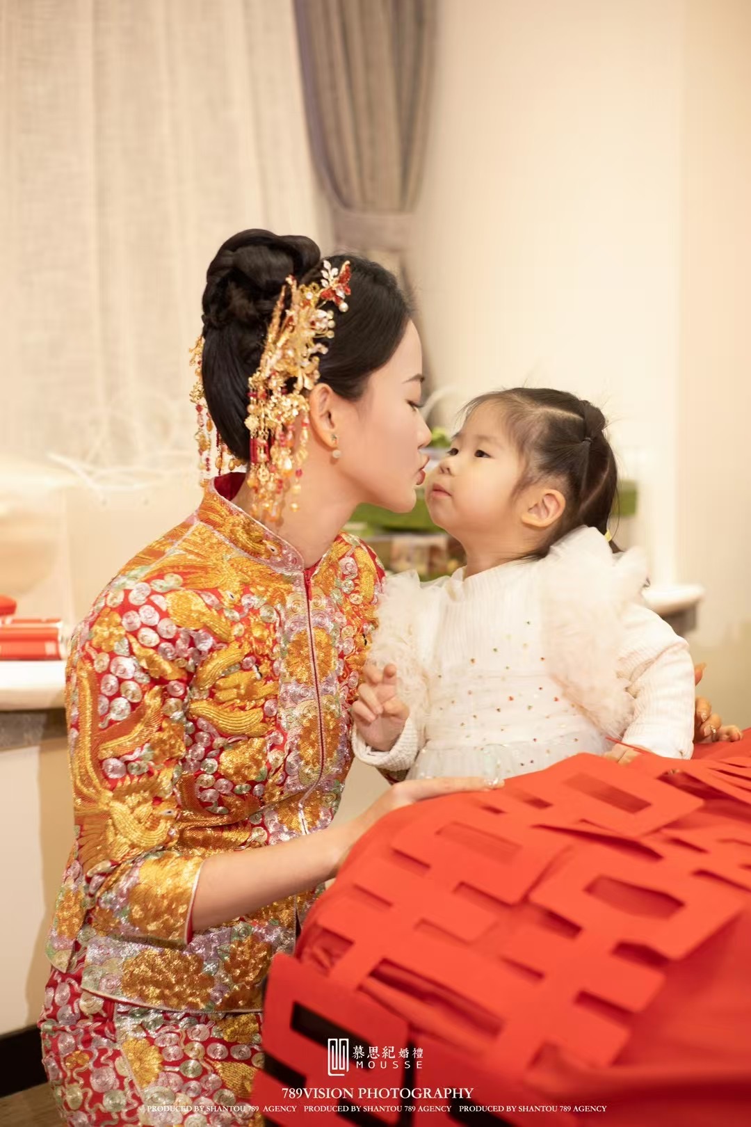 龙凤褂立领有高低之分？脖颈长短和脸型怎么对应选
